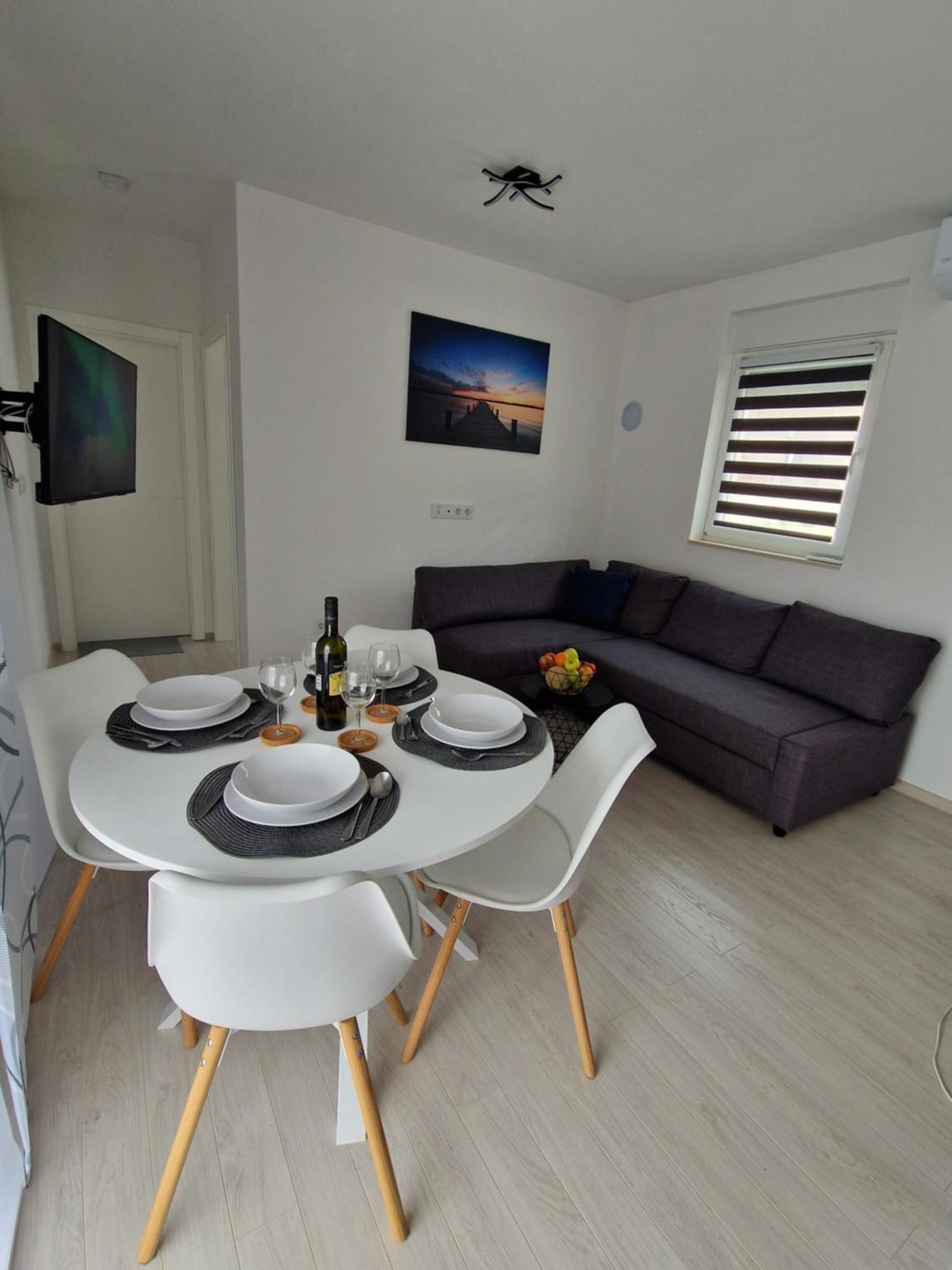 B&L Apartments Vir Extérieur photo